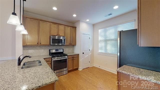 Building Photo - 1604 Pat Garrett St