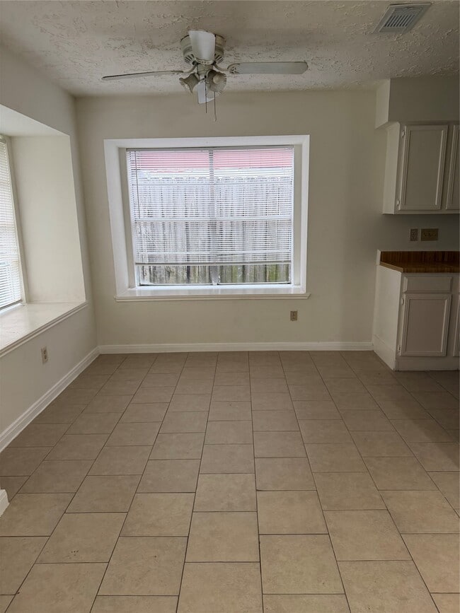 Building Photo - 11627 Cliveden Dr
