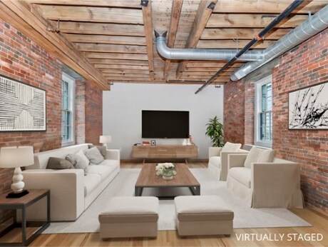 Building Photo - 60 Pier 7