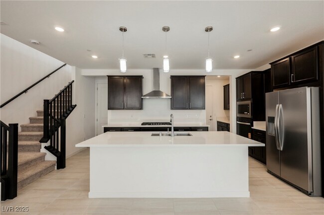 Foto del edificio - 2451 Altitude St