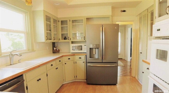 Foto del edificio - Stylish, Spacious, and Serene – The Home Y...