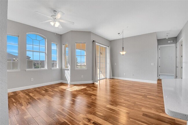 Foto del edificio - 617 Terrace Ridge Cir