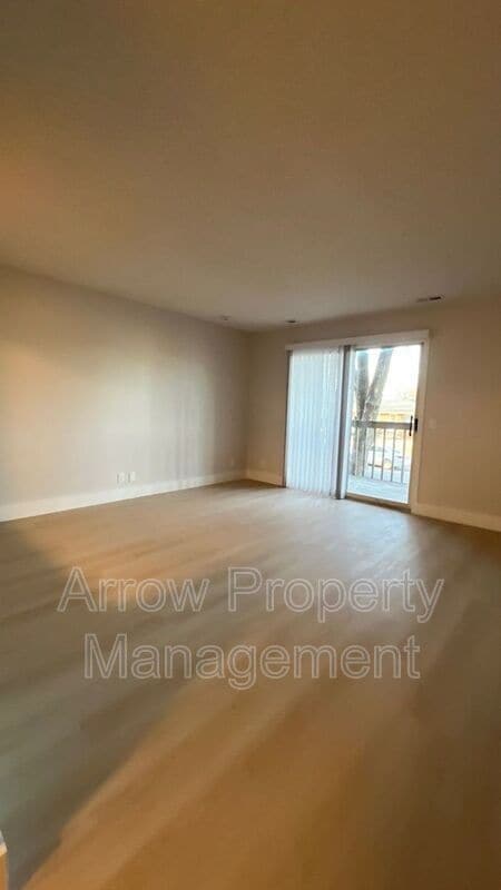 Foto del edificio - 515 W Saunders Ave