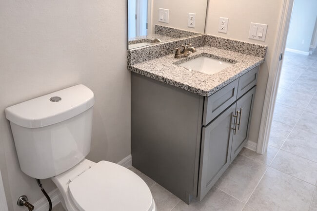 Building Photo - 500 NW 20th St