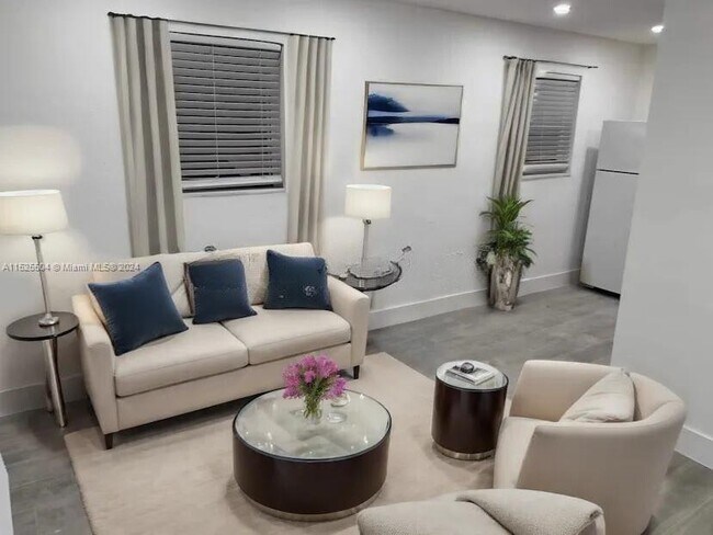 Foto del edificio - 105 NW 14th Way