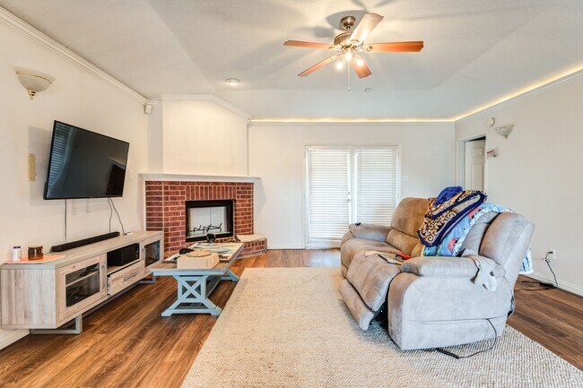 Foto del edificio - Spacious 3/2 in a Cul-de-sac!