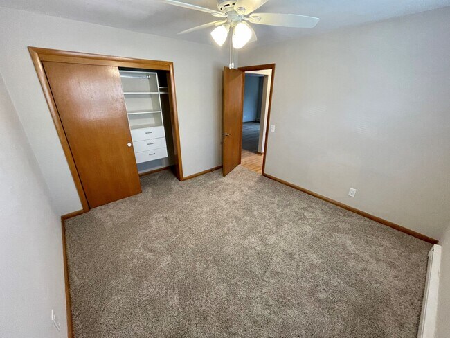 Foto del edificio - 1-bed 1-bath Apartment located in the Vilas Area