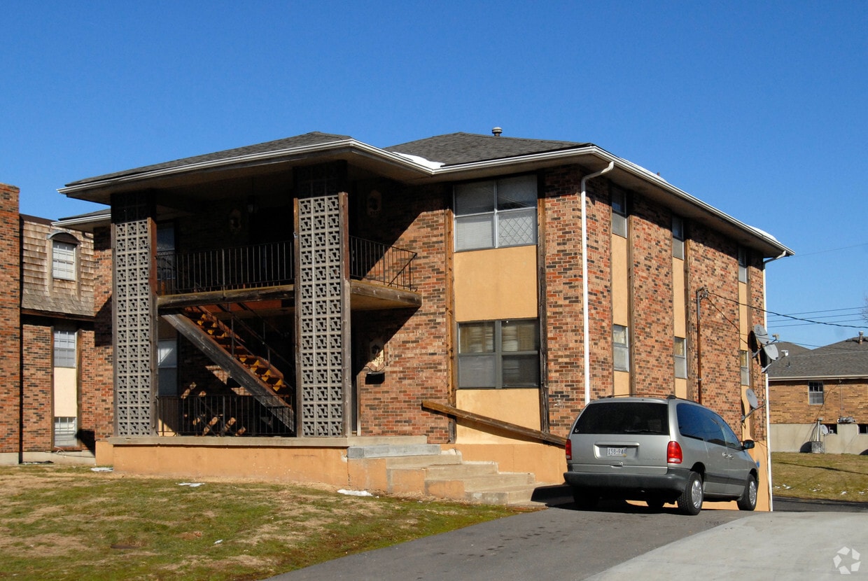 3525 S Lynn St, Independence, MO 64055 Apartments at 3525 S Lynn St