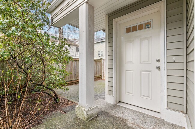 Foto del edificio - 2bd/1.5ba Seattle Townhouse