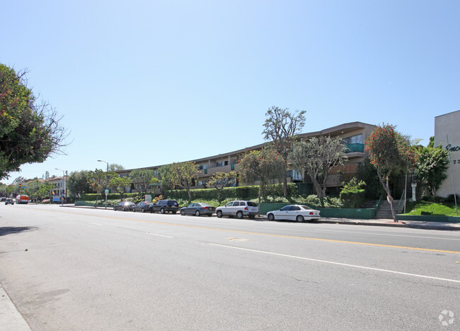 Building Photo - Encino Plaza Apartments