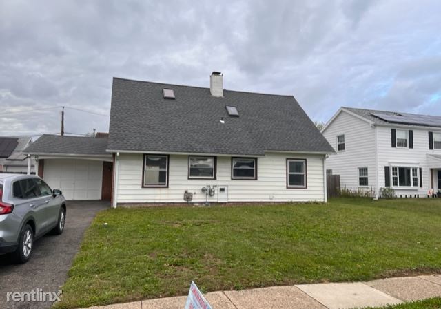 Primary Photo - 4 br, 2 bath House - 43 Berkshire Lane