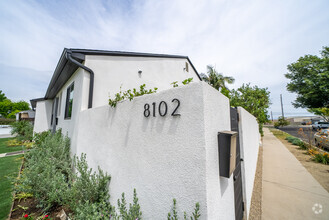 8102 Paso Robles Ave