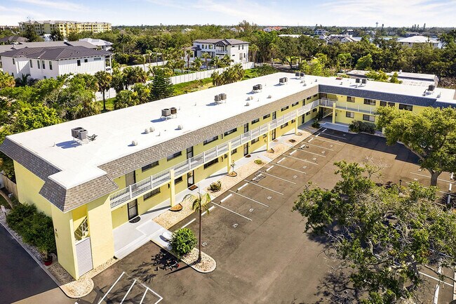 Building Photo - 6327 Midnight Cove Rd