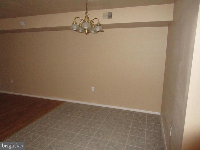 Foto del edificio - 9926 Haldeman Ave