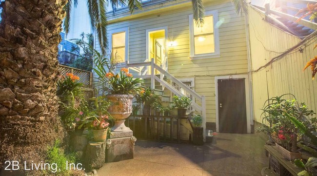 Building Photo - 221B Dolores St