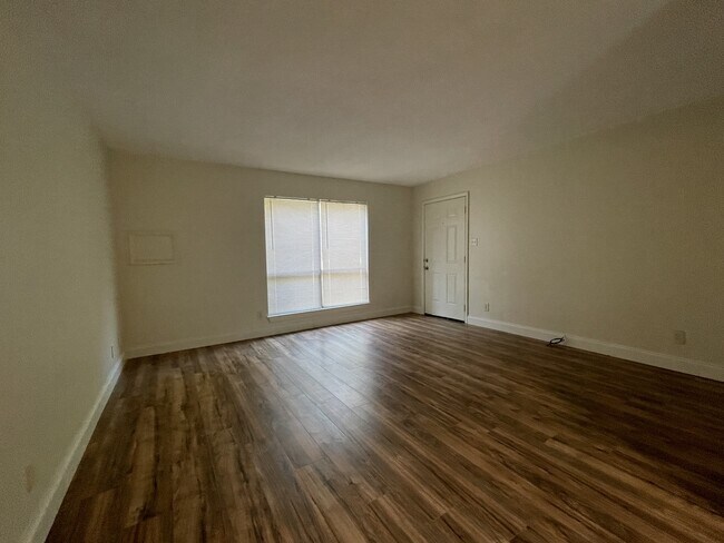 Foto del edificio - 3502 Penny St SW