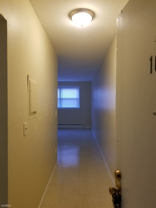 Building Photo - 2 br, 1 bath  - 119 Blake St 103