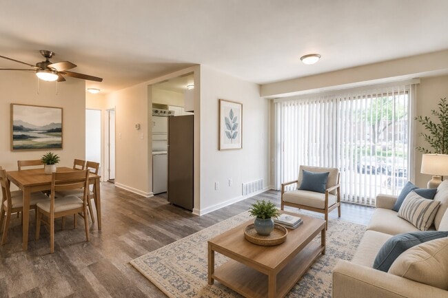 Building Photo - Glen Mar Apartment Homes