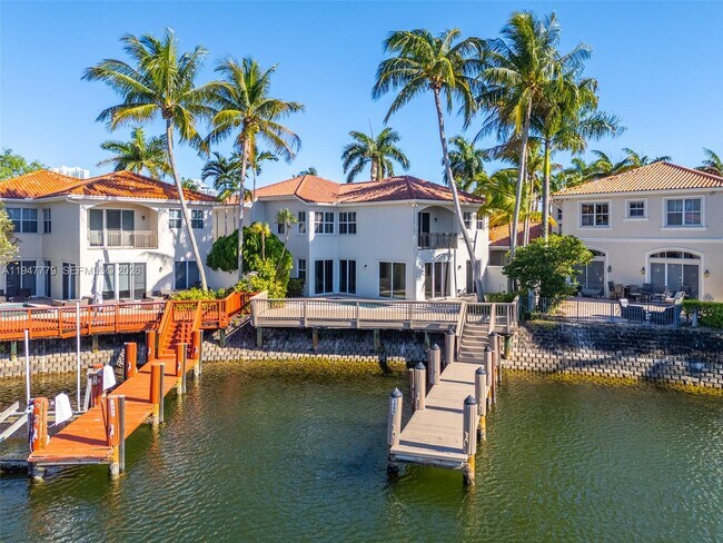 Building Photo - 1500 Shoreline Way