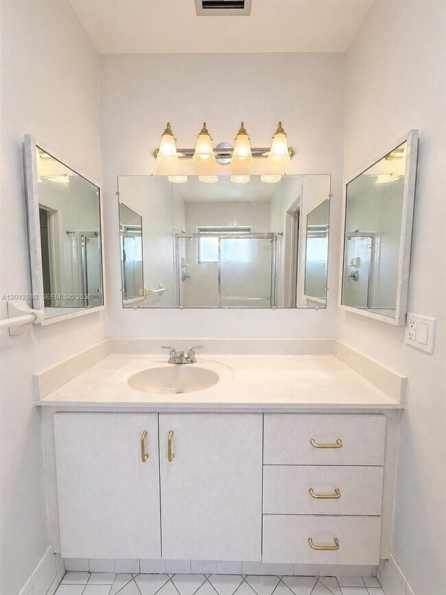 Foto del edificio - 15831 SW 100th Ct