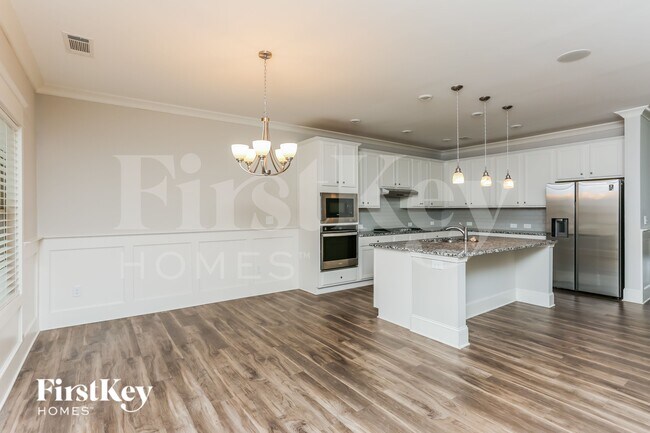 Building Photo - 4541 Banshire Cir