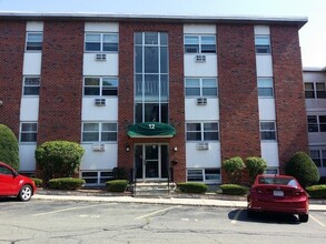 Building Photo - 12 Commonwealth Ct