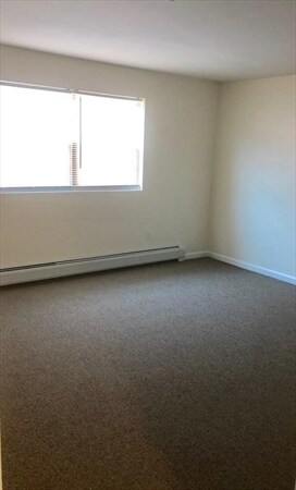 Foto del edificio - 361 Hildreth St