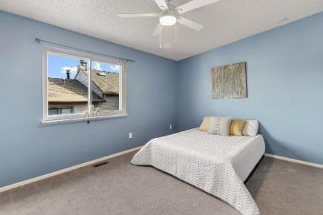 Building Photo - 5555 Denmark Ct