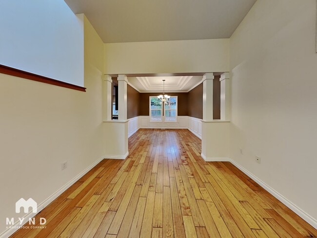 Foto del edificio - 13327 2nd Ave NE