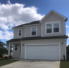 Building Photo - 38 Bluebell St