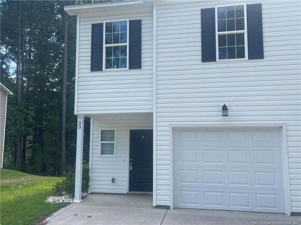 Foto principal - 703 Georgetown Cir