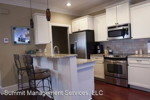 Foto del edificio - 3 br, 3 bath House - 141 Falls Grove Drive