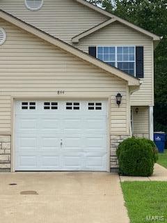 Foto principal - 842 Woodside Creek Dr