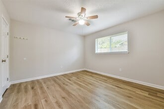 Building Photo - 515 Bellmar Ln