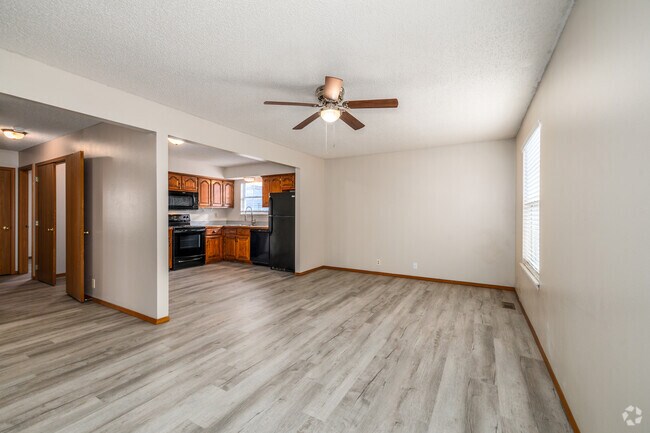 2 habitaciones, 1 baño - 87 m² - Sala de estar - Peachtree Apartments