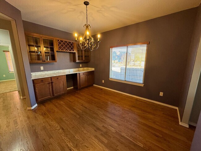 Building Photo - Amazing Corner Lot Ranch Style Home in Cor...