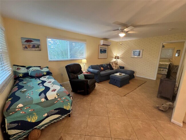 Foto del edificio - 108 Bravado Ln