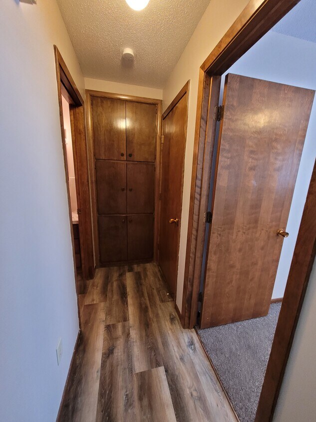 Foto principal - 301 30th Ave N