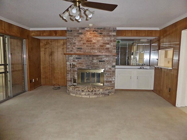 Building Photo - 7844 Challie Ln