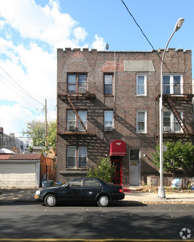 Primary Photo - 736 Schenectady Ave