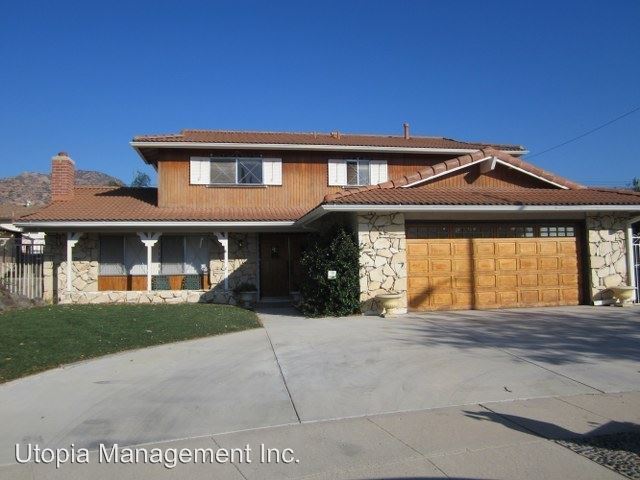 Primary Photo - 2086 Finch Ct