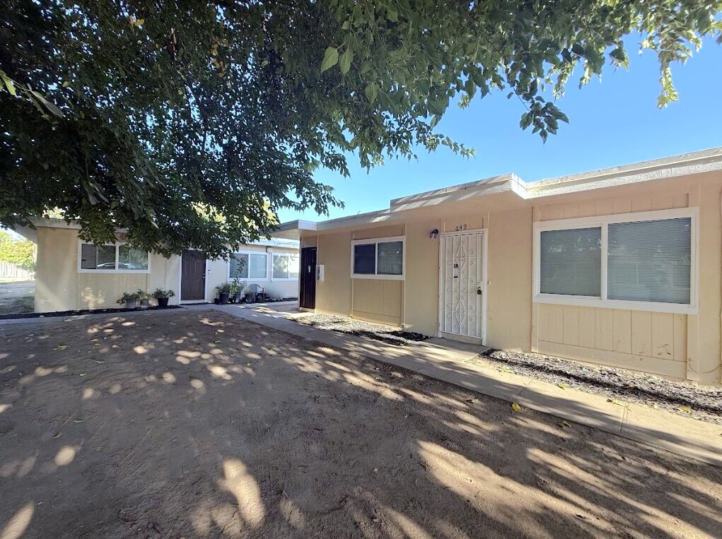 Foto principal - 649 Q St