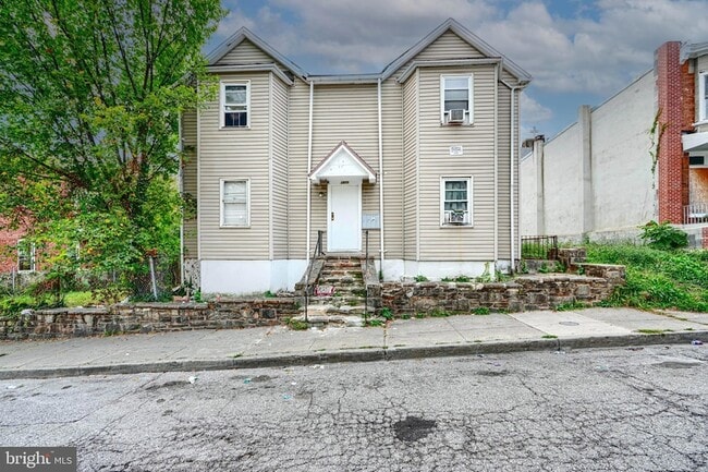 Photo - 1511 Carswell St Apartment