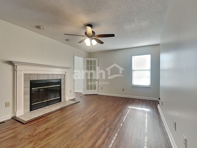 Foto del edificio - 2916 Large Oak Ln
