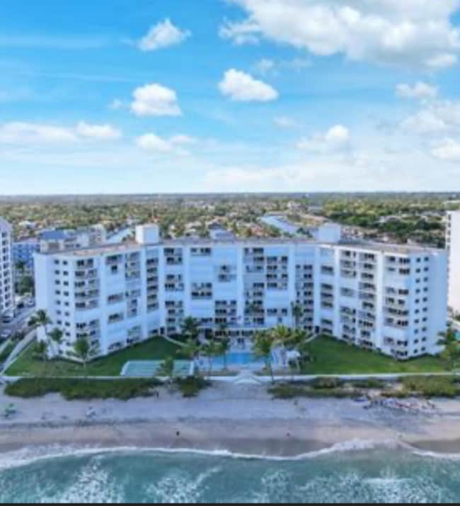 Building Photo - 3101 S Ocean Blvd