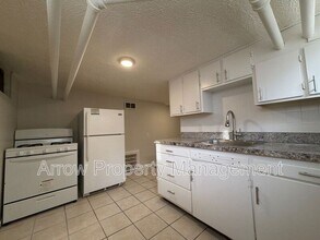 Building Photo - 1979 South St