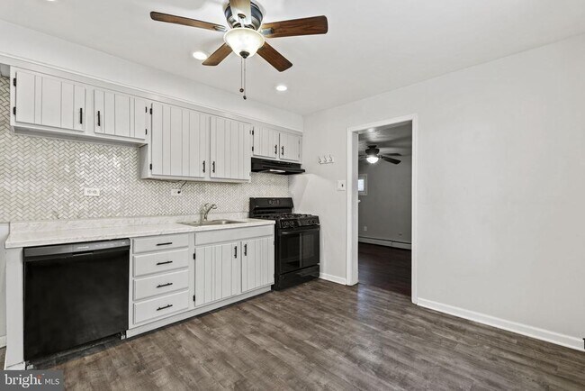 Foto del edificio - 104 Beth Rd