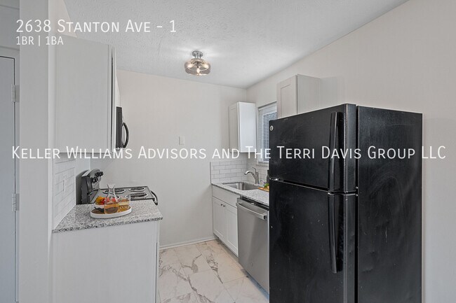 Foto del edificio - 2638 Stanton Ave