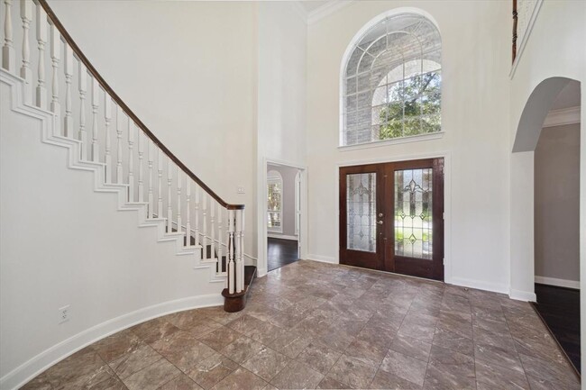 Building Photo - 30 Watermill Pl