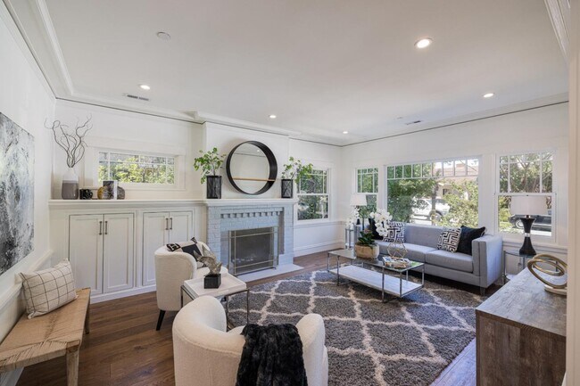 Foto del edificio - 1529 Ralston Ave